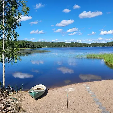 Auroora - Moderni Lomakohde Jaerven Rannalla Lahti